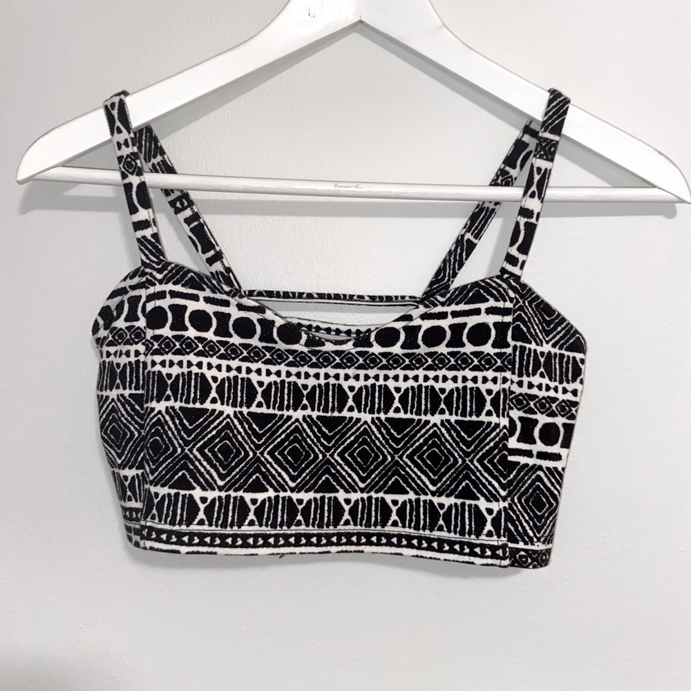 Brandy Melville Crop Top